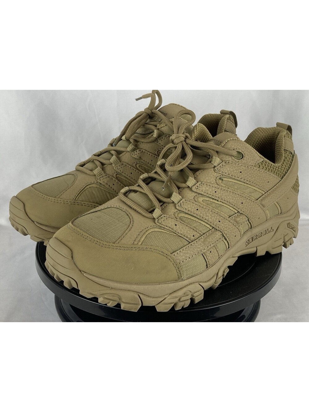 Men’s Size 10.5 W Merrell Tactical Moab 2 Response Low Coyote Brown Shoes Vibram